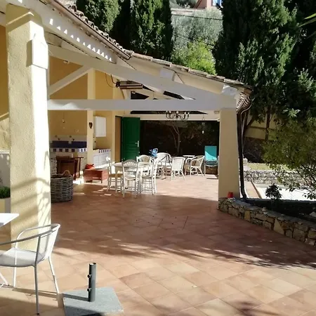 Beautiful House With Garden And Private Pool *